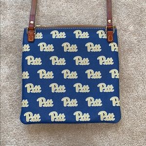 Dooney & Bourke Bags - Dooney & Bourke hipster Dooney & Bourke Bags - Dooney & Bourke hipster